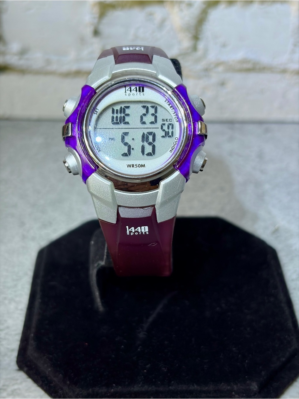 1440 Sports Digital Watch Purple Burgundy WR50M New Battery Tested Working